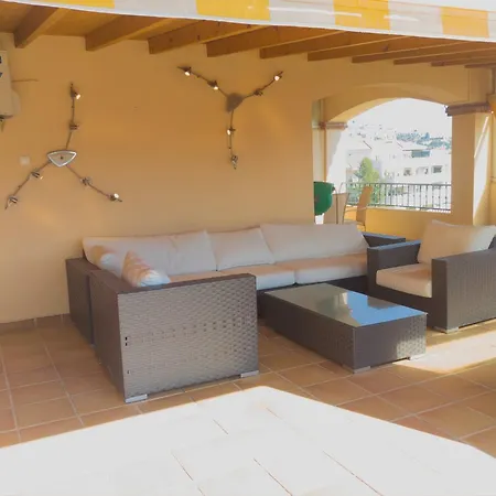 Stunning Penthouse Golf Getaway * 미하스